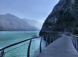 Laura - Center Sal - Child Friendly