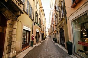 Laura - Center Sal - Child Friendly