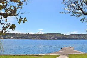 Laura - Center Sal - Child Friendly