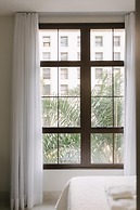 Jp216 Jacques Pilon Residence