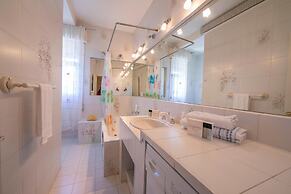 Rossella Lake View in Sal