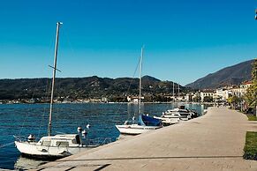 Rossella Lake View in Sal