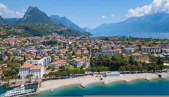 Rossella Lake View in Sal