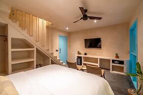 Bacalari - Adults only