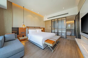 Holiday Inn Zhuhai City Center by IHG