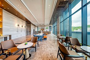 Holiday Inn Zhuhai City Center by IHG