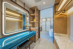 Holiday Inn Zhuhai City Center by IHG