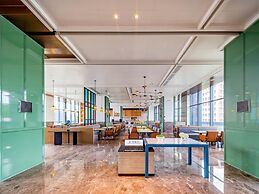 Holiday Inn Zhuhai City Center by IHG