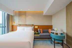 Holiday Inn Zhuhai City Center by IHG