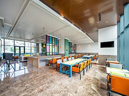 Holiday Inn Zhuhai City Center by IHG