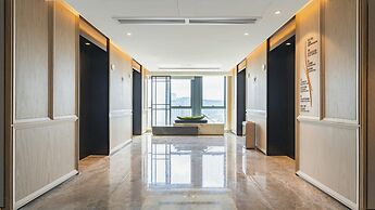 Holiday Inn Zhuhai City Center by IHG