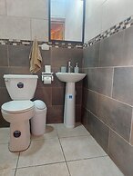 Alisson Hotel & Restaurant