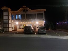 Alisson Hotel & Restaurant