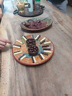 Alisson Hotel & Restaurant