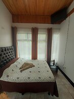 Alisson Hotel & Restaurant