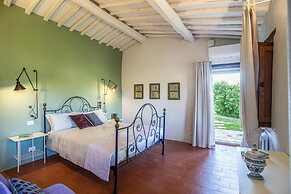 Borgo San Polino a Charming Eco-lodge