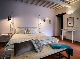 Borgo San Polino a Charming Eco-lodge