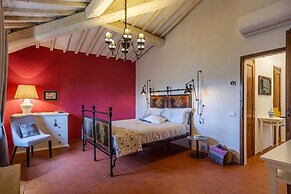 Borgo San Polino a Charming Eco-lodge