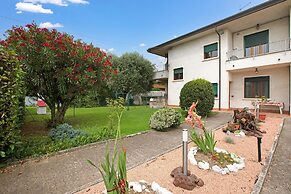 Connie s Apartment in Monvalle