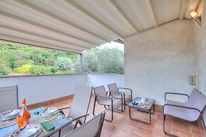 Connie s Apartment in Monvalle