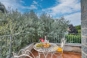 Connie s Apartment in Monvalle