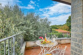 Connie s Apartment in Monvalle