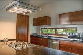 Niwa Tulum Luxury Suites