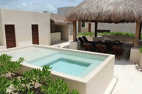 Niwa Tulum Luxury Suites