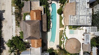 Niwa Tulum Luxury Suites