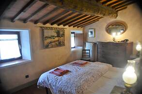 A Peaceful Oasis in a Medieval Italian Village