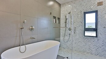 Spacious 5 Bedroom West Hollywood Home with Pool