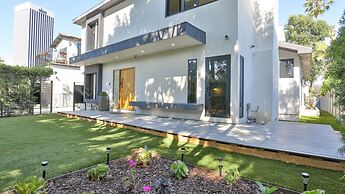 Spacious 5 Bedroom West Hollywood Home with Pool