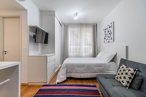 Av0109 Studio Avanhandava