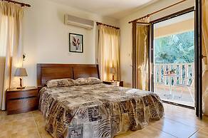 Villa Tsikkos Dio in Argaka