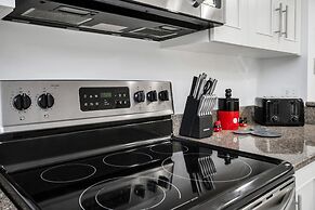 Newly Renovated Stylish Villa, With Star Wars, Mickey and Safari Theme