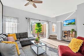 Newly Renovated Stylish Villa, With Star Wars, Mickey and Safari Theme