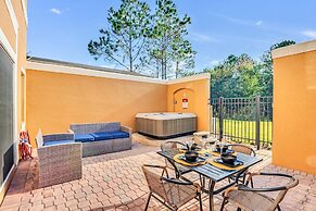 Newly Renovated Stylish Villa, With Star Wars, Mickey and Safari Theme