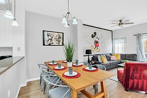 Newly Renovated Stylish Villa, With Star Wars, Mickey and Safari Theme