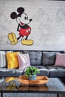 Newly Renovated Stylish Villa, With Star Wars, Mickey and Safari Theme