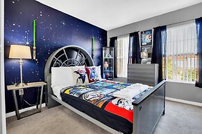 Newly Renovated Stylish Villa, With Star Wars, Mickey and Safari Theme