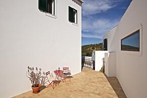 Villa Eiras Altas by Portucasa