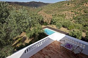 Villa Eiras Altas by Portucasa