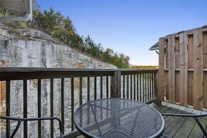 Branson Vineyards Escape - Quiet Serenity