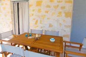 Villa Labovitsa in Paxi