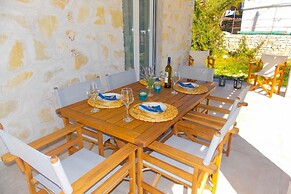 Villa Labovitsa in Paxi