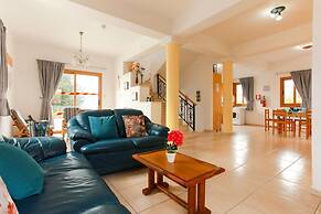 Villa Hera Argaka in Argaka