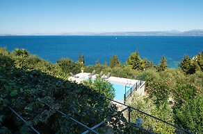 Antigoni Villa Ena in Longos