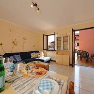 Petalo Bianco 100m From Lake