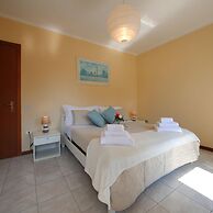 Petalo Bianco 100m From Lake