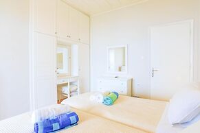 Villa Natasha in Nisaki